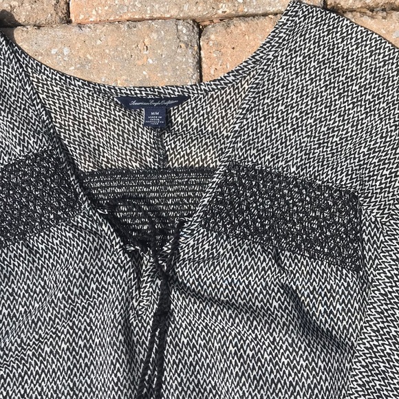 Black and white printed blouse - Picture 3 of 4